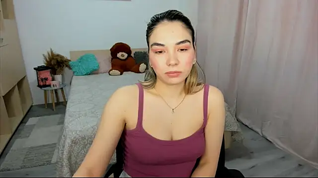 Snapshot of Alexa_Dolly12 chatting on 02-18-26, 06:42 Alexa Dolly12 online show from 02-18-26, 06:42