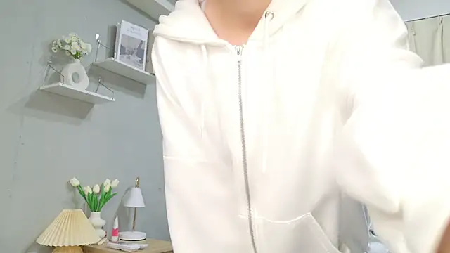 Sayuringo  online show from 12-20-25, 06:42