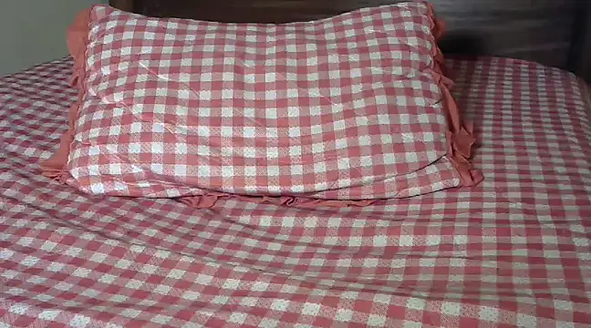 Snapshot of juicyblaqebony chatting on 02-27-25, 06:31 juicyblaqebony online show from 02-27-25, 06:31