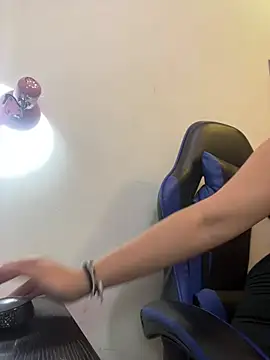  luna torres online show from 03-13-26, 01:18