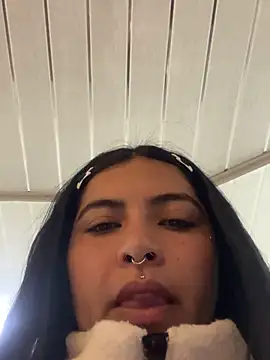  luna torres online show from 03-23-26, 12:20