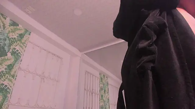 loly marce online show from 04-21-26, 01:42