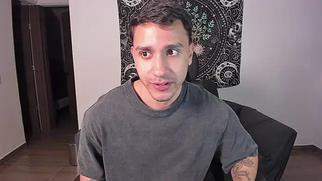 Snapshot of JayMarcos_ chatting on 01-23-25, 01:30 JayMarcos  online show from 01-23-25, 01:30