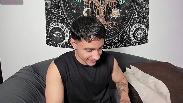 Snapshot of JayMarcos_ chatting on 03-06-25, 04:19 JayMarcos  online show from 03-06-25, 04:19