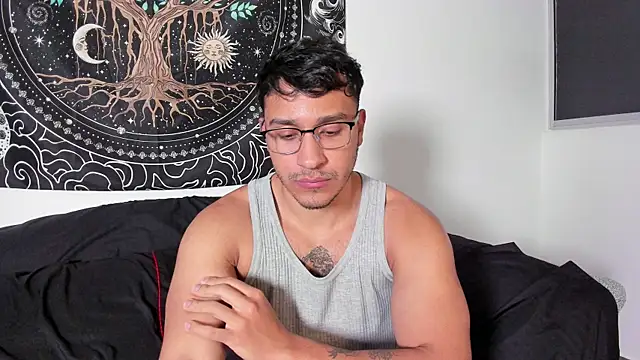 Snapshot of JayMarcos_ chatting on 10-18-25, 02:47 JayMarcos  online show from 10-18-25, 02:47