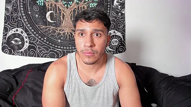 Snapshot of JayMarcos_ chatting on 10-23-25, 02:44 JayMarcos  online show from 10-23-25, 02:44
