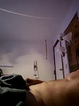 Snapshot of BigDDave6979 chatting on 10-06-25, 05:27 BigDDave6979 online show from 10-06-25, 05:27