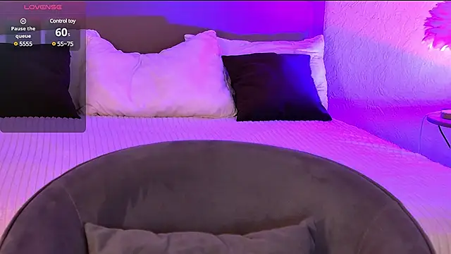 MiaBecky online show from 03-14-25, 05:27