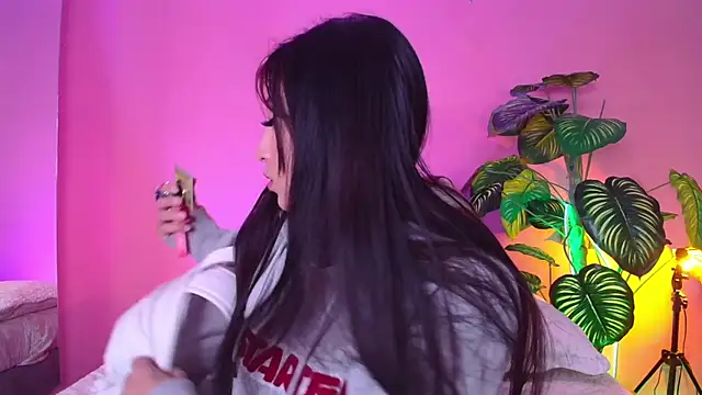 Nicolette ks  online show from 12-16-24, 02:16