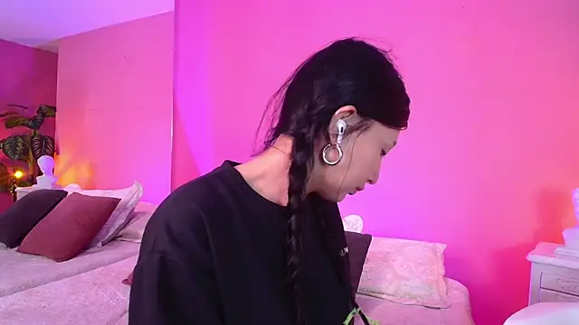 Nicolette ks  online show from 12-27-24, 12:56