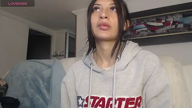 Nicolette ks  online show from 10-03-25, 12:51