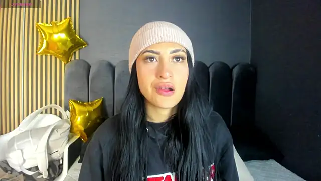 Nicolette ks  online show from 10-08-25, 04:10