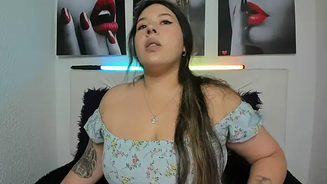 LinaBrowm online show from 07-30-26, 09:47