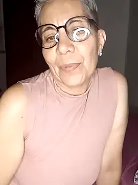 luz bella online show from 12-27-24, 02:47