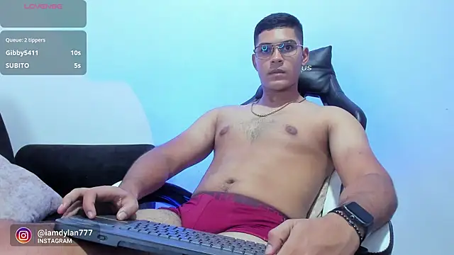 Iamdylan777 online show from 02-02-25, 09:51