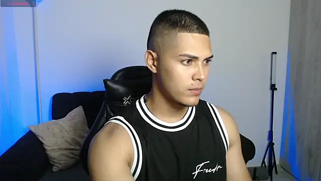 Iamdylan777 online show from 07-07-26, 04:04