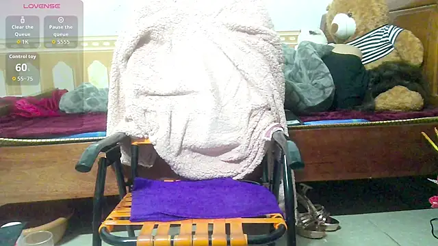 Jerry-Lan online show from 12-23-25, 04:21