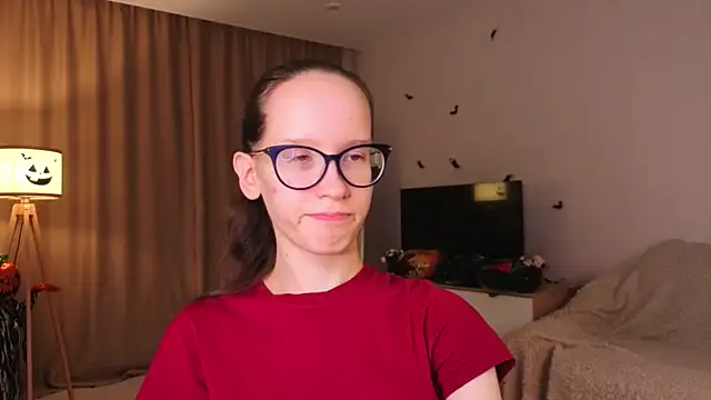 BettyBrowni online show from 11-15-25, 04:03