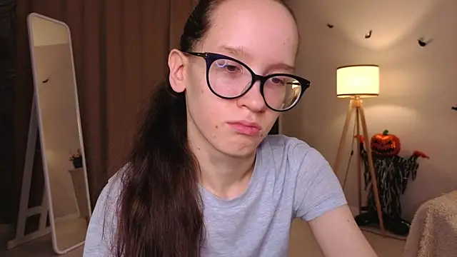 BettyBrowni online show from 12-03-25, 04:05