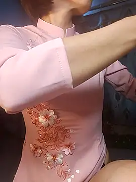 Snapshot of Kami_gaam chatting on 02-01-25, 04:44 Kami gaam online show from 02-01-25, 04:44