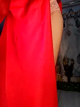 Snapshot of Kami_gaam chatting on 02-18-25, 08:27 Kami gaam online show from 02-18-25, 08:27