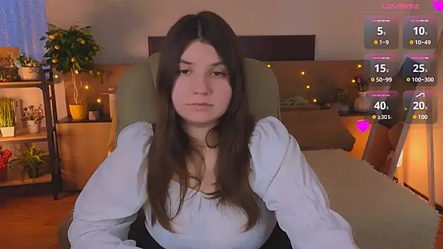 Viola  Shy online show from 04-21-26, 02:51