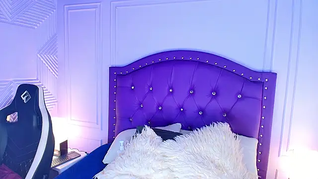 sarah banks1 online show from 03-05-26, 03:02