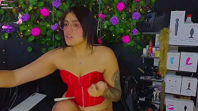 Sweett Mollyy online show from 05-05-26, 04:04