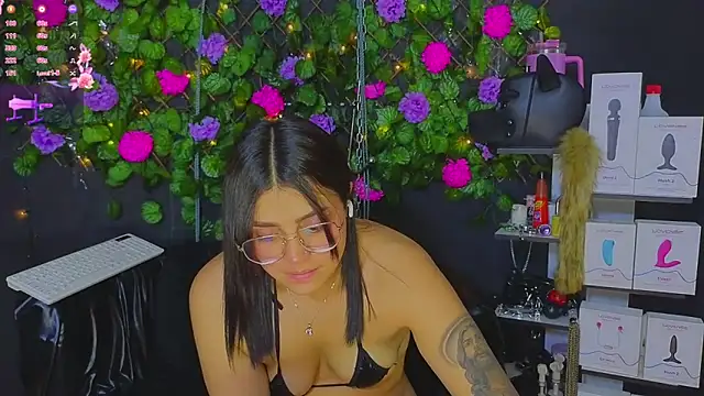 Sweett Mollyy online show from 05-30-26, 01:57