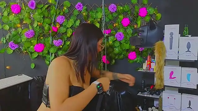 Sweett Mollyy online show from 06-30-26, 05:47