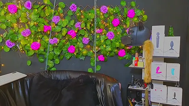 Sweett Mollyy online show from 07-16-26, 10:27