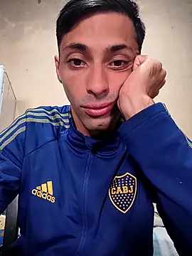 gastonfi1 online show from 04-25-26, 06:16