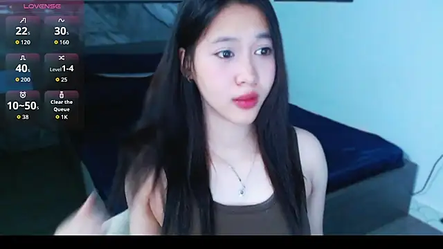 Snapshot of Lin_SiYee chatting on 02-02-26, 12:37 Lin SiYee online show from 02-02-26, 12:37