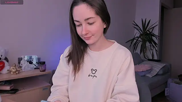 Snapshot of cClandesTina chatting on 12-05-24, 01:38 cClandesTina online show from 12-05-24, 01:38