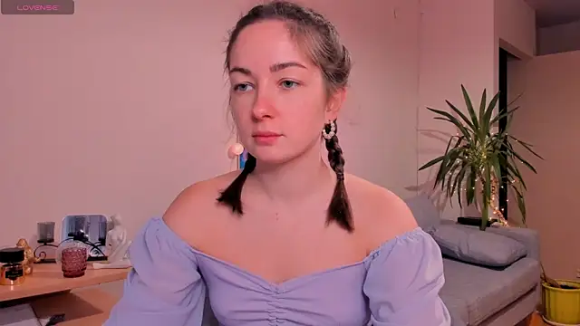 Snapshot of cClandesTina chatting on 12-09-24, 02:28 cClandesTina online show from 12-09-24, 02:28