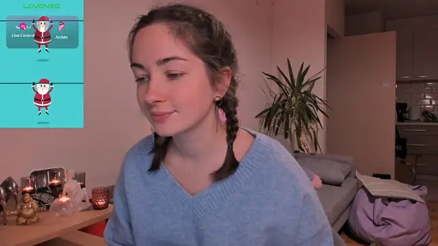 Snapshot of cClandesTina chatting on 12-12-24, 11:36 cClandesTina online show from 12-12-24, 11:36