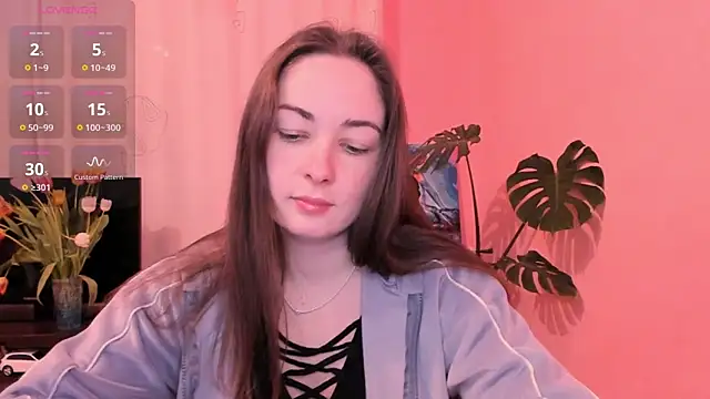 Snapshot of cClandesTina chatting on 03-10-25, 05:29 cClandesTina online show from 03-10-25, 05:29