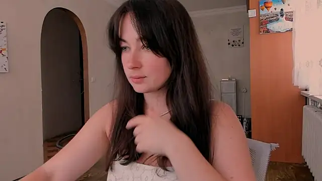 cClandesTina online show from 06-19-26, 10:19