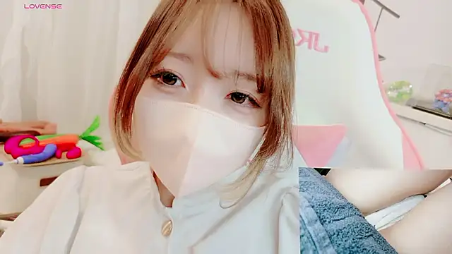 Snapshot of yuayua854 chatting on 05-01-26, 07:24 yuayua854 online show from 05-01-26, 07:24