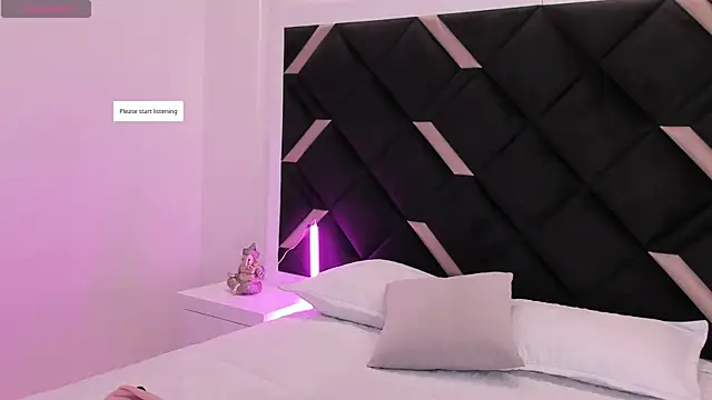 Snapshot of IsabellaGrey19 chatting on 11-01-25, 07:38 IsabellaGrey19 online show from 11-01-25, 07:38