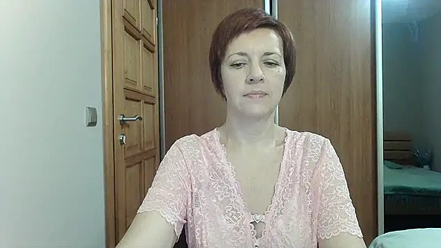 LoraLoraMay online show from 11-20-25, 03:23