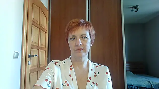 Snapshot of LoraLoraMay chatting on 05-25-26, 12:44 LoraLoraMay online show from 05-25-26, 12:44