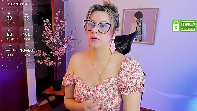 Chanelll Taylorr  online show from 03-13-25, 12:02