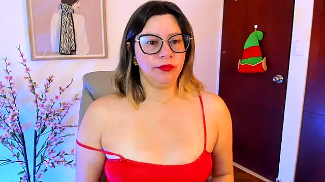 Chanelll Taylorr  online show from 11-27-25, 11:56