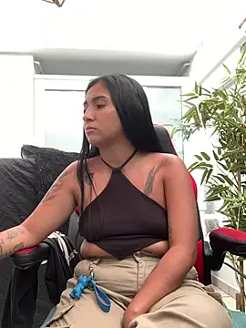 luna asss online show from 03-04-25, 04:52