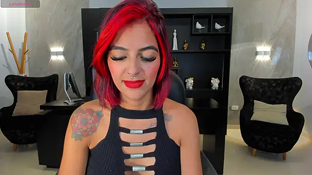 VictoriaMilan  online show from 01-27-25, 12:22