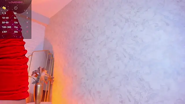 VictoriaMilan  online show from 03-12-25, 10:39