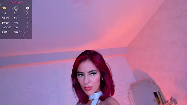 VictoriaMilan  online show from 03-17-25, 02:19