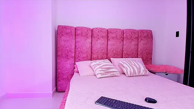 kendal rossi online show from 11-09-25, 12:14