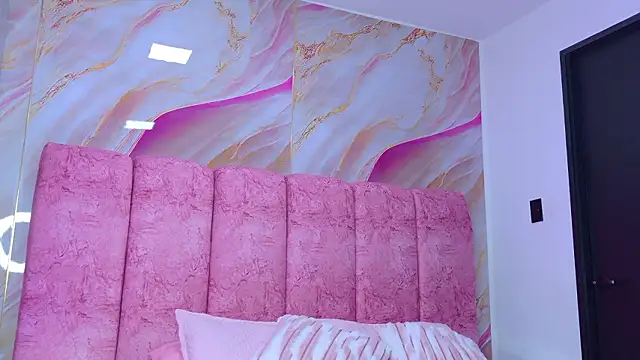 kendal rossi online show from 03-26-26, 12:00